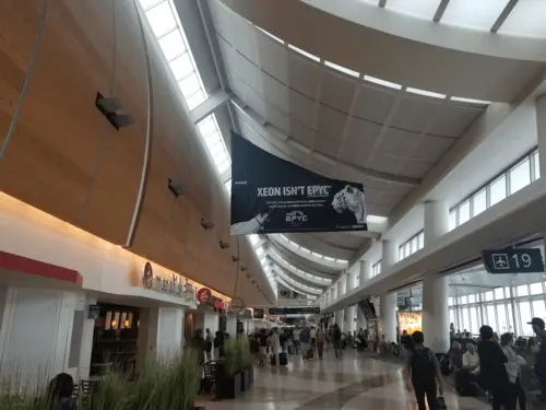 Houston Airport HOU Advertising Static Example 3