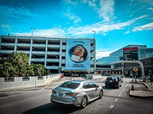 Other Airport Advertising Example 5