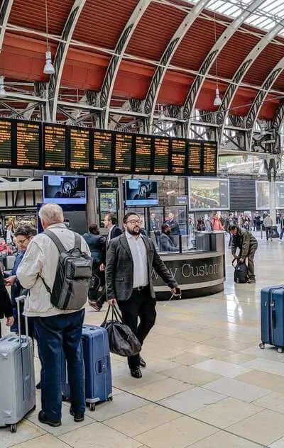 Airport Advertising Hero Mobile Image