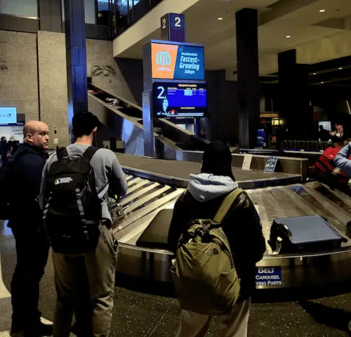 Barcelona El Prat Airport Bnc Advertising Digital Example 8
