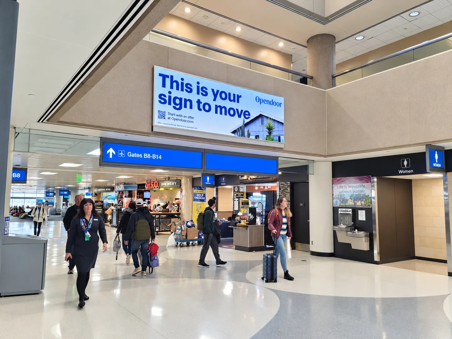 Opendoor digital banner, Gates B8–B14 at Austin-Bergstrom (AUS)