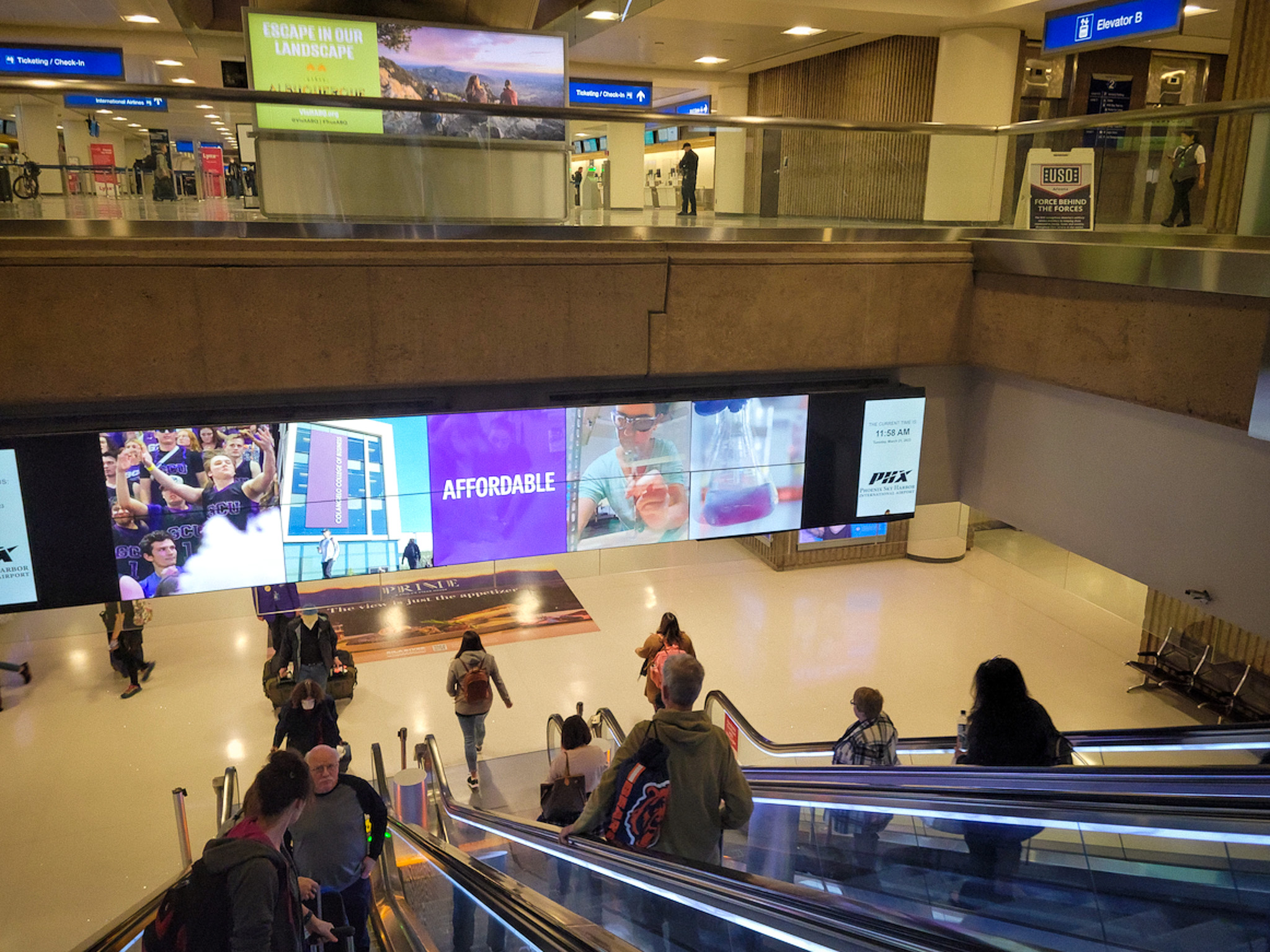 Airport Advertising
