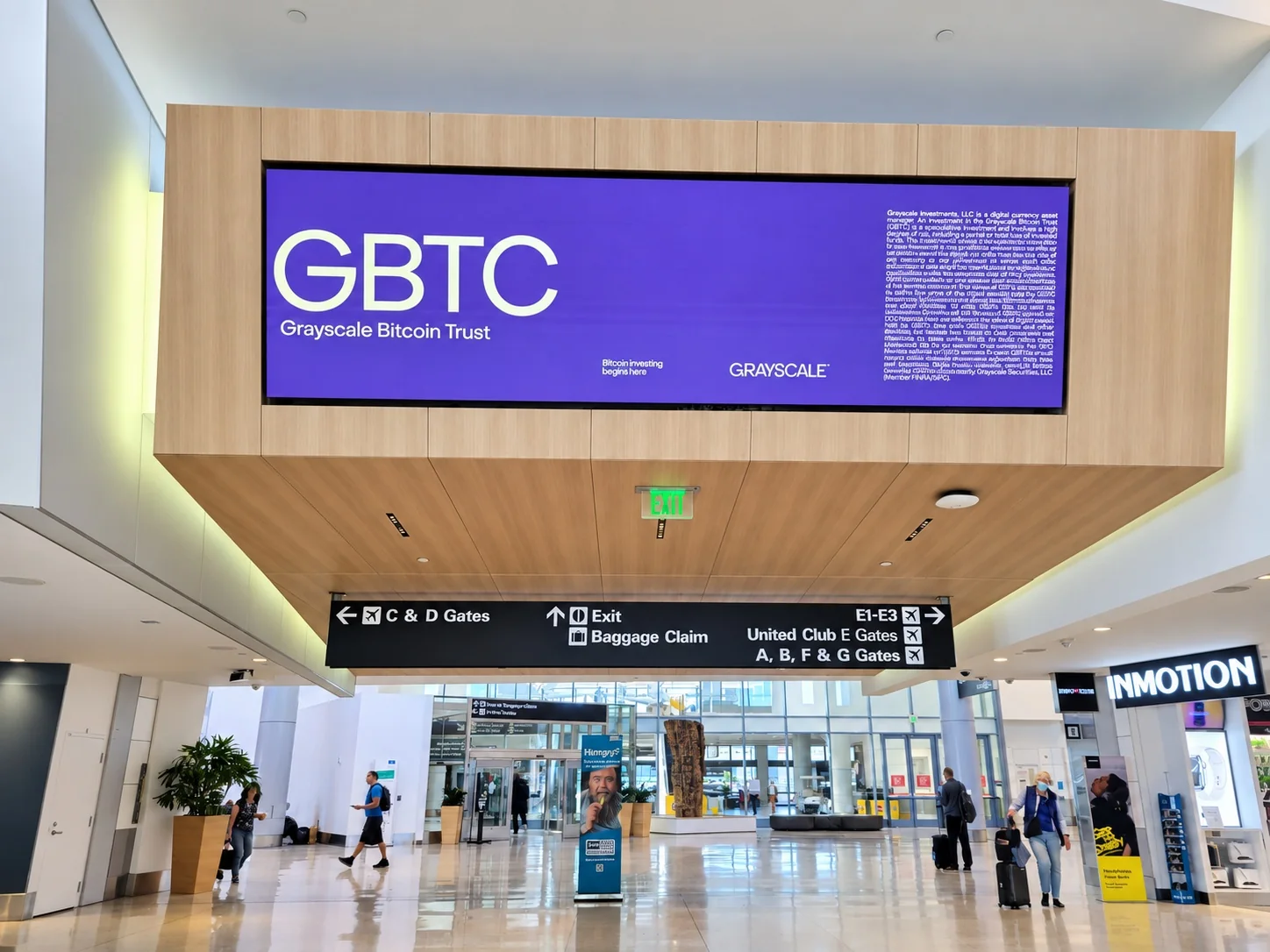Airport advertising at San Francisco International Airport (SFO)